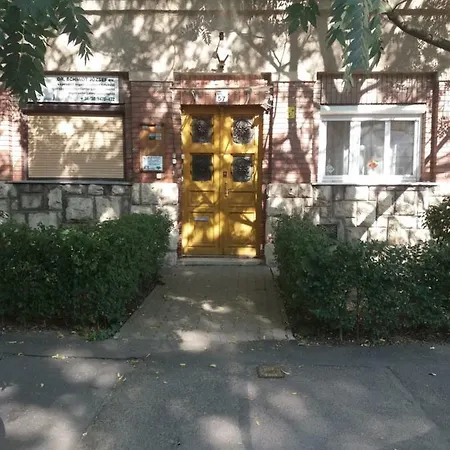 Eszter Piroska Apartman Apartament
