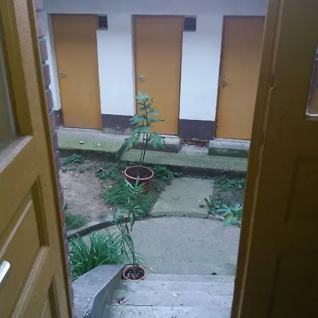 Eszter Piroska Apartman
