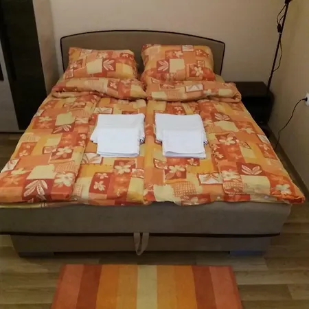 Apartament Eszter Piroska Apartman